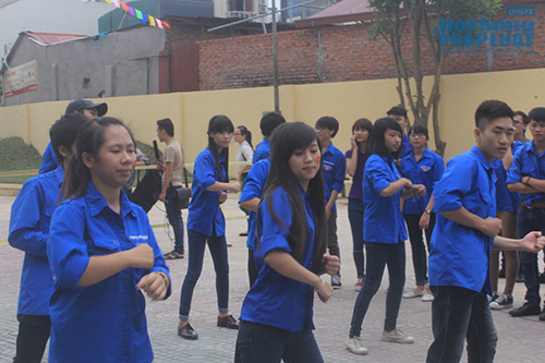 Xác lập kỷ lục bức tranh Vân Tay lớn nhất Việt Nam