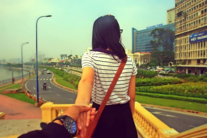 Anh nắm tay em đi khắp Sài Gòn của cặp đôi 9X 