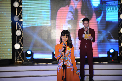 Lộ diện quán quân Tài sắc Phương Đông 2014 