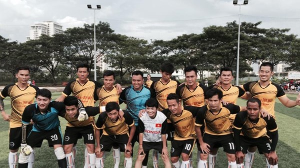 Duy Nhân nhận được hơn 70 triệu và 200 USD trong buổi quyên góp