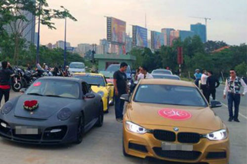 Lác mắt với dàn xế “khủng” trong đám cưới Thu Thủy