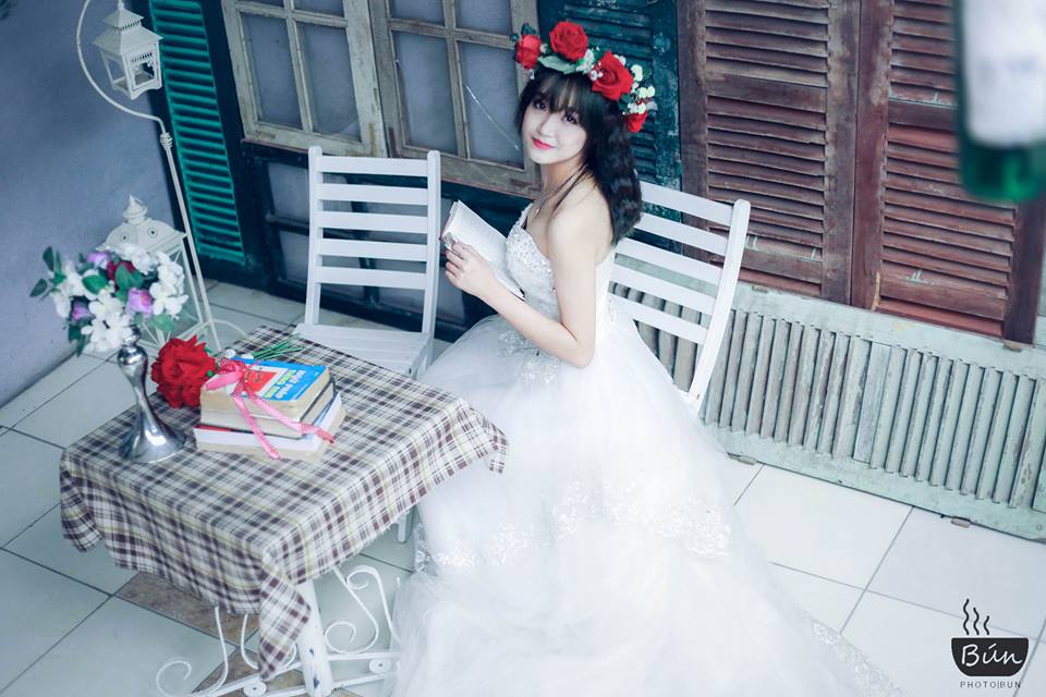 Cận cảnh nữ sinh 9X sở hữu gương mặt mộc hút 10 ngàn like