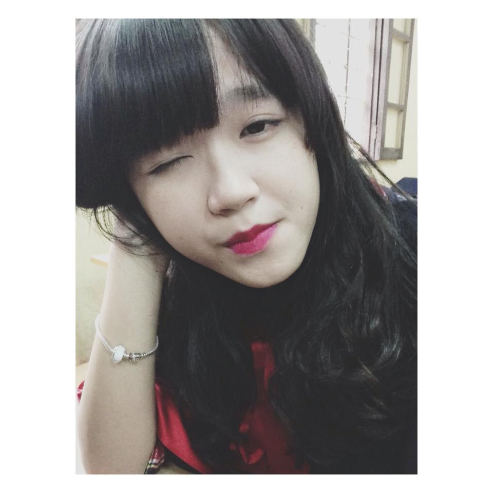 Cận cảnh nữ sinh 9X sở hữu gương mặt mộc hút 10 ngàn like