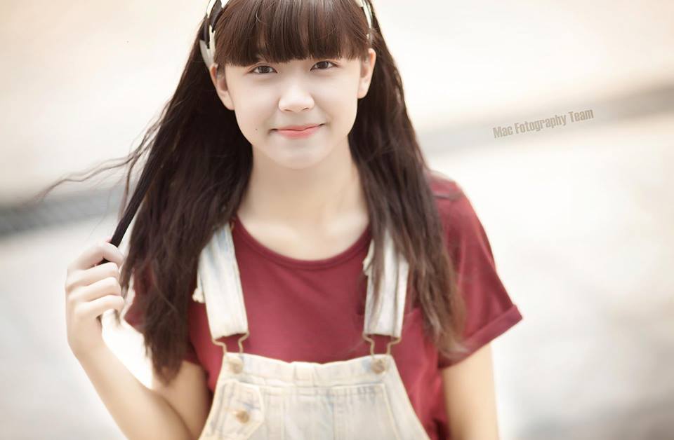 Cận cảnh nữ sinh 9X sở hữu gương mặt mộc hút 10 ngàn like