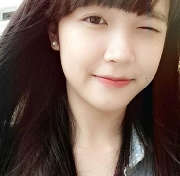 Cận cảnh nữ sinh 9X sở hữu gương mặt mộc hút 10 ngàn like