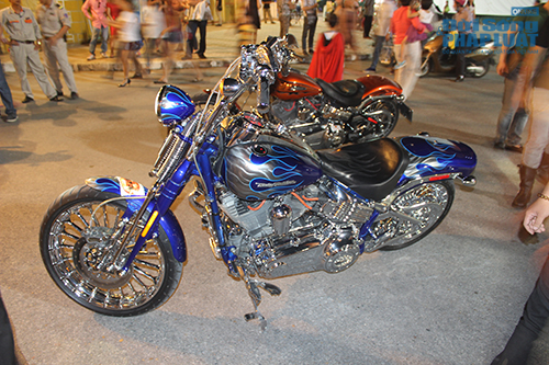 Hơn 20 ngàn người tham dự lễ hội Halloween lớn nhất 2014