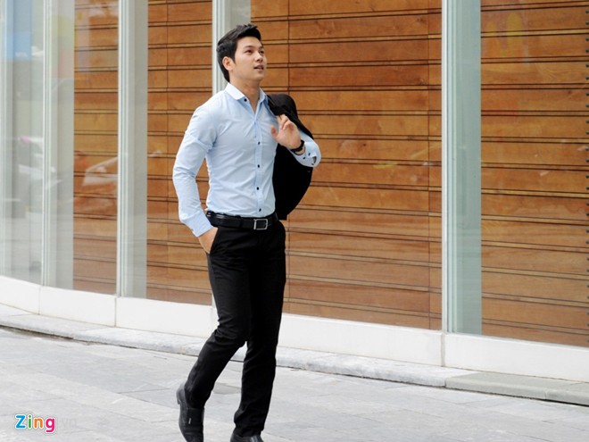 Thầy giáo 9X điển trai, dáng chuẩn như người mẫu