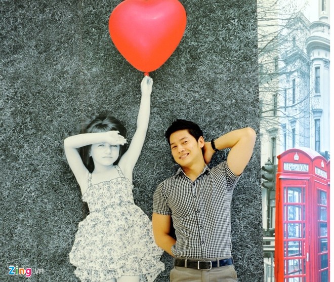 Thầy giáo 9X điển trai, dáng chuẩn như người mẫu