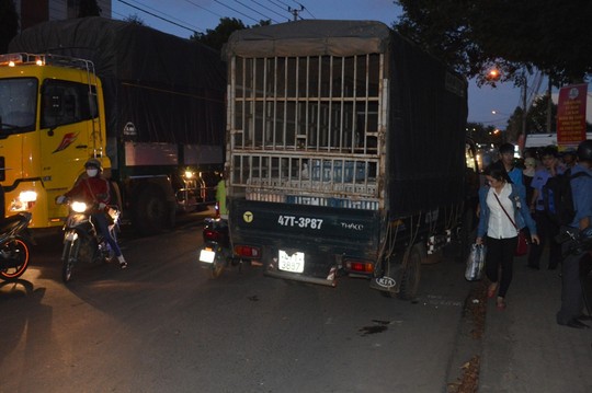 Đắk Lắk: Người đàn ông 4 lần lao vào xe tải tự tử