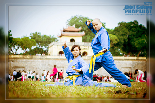 Cô dâu “tung cước”chú rể trong bộ ảnh cưới đậm chất võ thuật