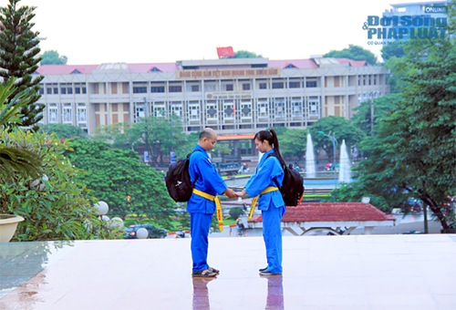 Cô dâu “tung cước”chú rể trong bộ ảnh cưới đậm chất võ thuật