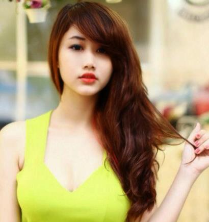 Ngẩn ngơ với nhan sắc 9X bán hàng online xinh như hot girl