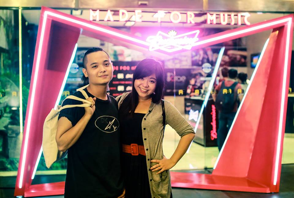 Lê Nhân - nhóm hài Damtv giả gái mặc váy cưới giống hệt búp bê