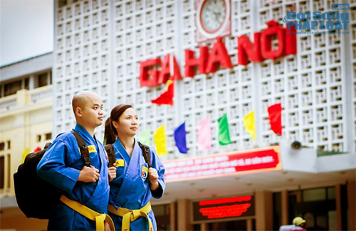 Cặp đôi HLV yêu nhau 5 năm “cảm nắng” ngay lần chạm mặt đầu tiên