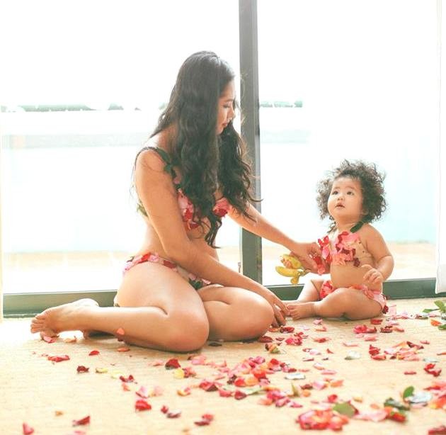 Ảnh hoang dã của mẹ và con gái hút dân mạng