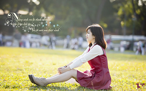 Nhan sắc hot girl Kiến Trúc vừa đệm đàn vừa hát “Để mãi có nhau”