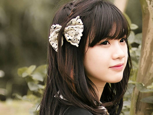 Nhan sắc hot girl Kiến Trúc vừa đệm đàn vừa hát “Để mãi có nhau”