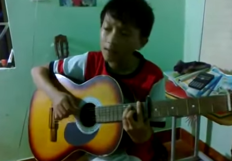 Phát sốt với cậu bé 10X cover “Anh sai rồi” hay hơn Sơn Tùng M-TP