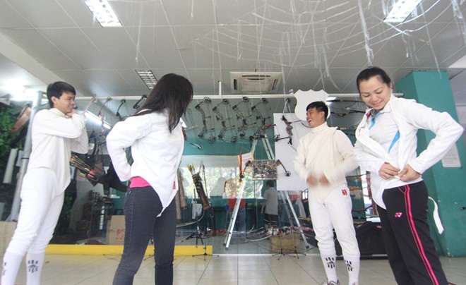 Liễu kiếm - thú chơi quý tộc của thiếu nữ Sài Gòn