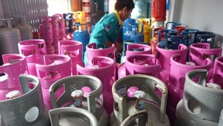 Gas giảm giá 13.000 đồng/bình từ ngày 1/12