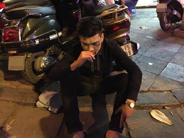 Thực hư vụ chàng trai hóa trang thành Kenny Sang bị đánh bầm dập Thực hư vụ chàng trai hóa trang thành Kenny Sang bị đánh bầm dập