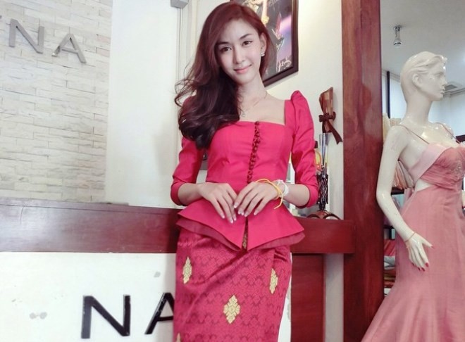 Vẻ đẹp quyến rũ của hot girl chuyển giới Piyada