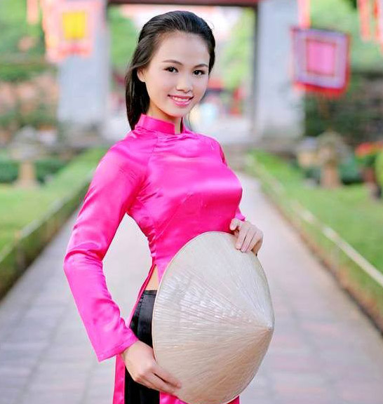 Ngắm vẻ đẹp “mê hồn” của tân hoa khôi Đại học Luật Hà Nội