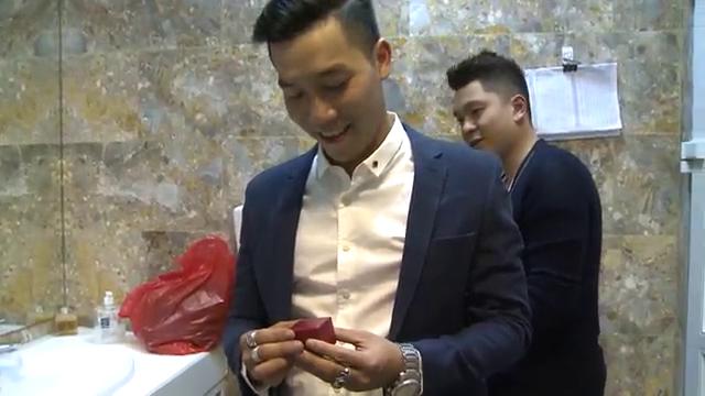 Màn cầu hôn lãng mạn tại Hà Nội ghi hình bằng flycam