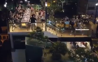 Clip: Màn cầu hôn lãng mạn tại Hà Nội ghi hình bằng flycam