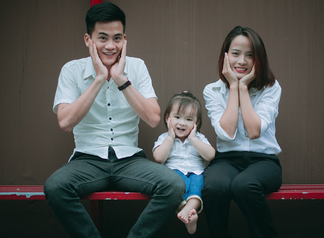 Em bé 18 tháng giống hệt Xuân Mai “điên đảo” dân mạng