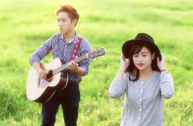Hot girl Kiều Phạm cover “Chắc ai đó sẽ về” phong cách Acoustica