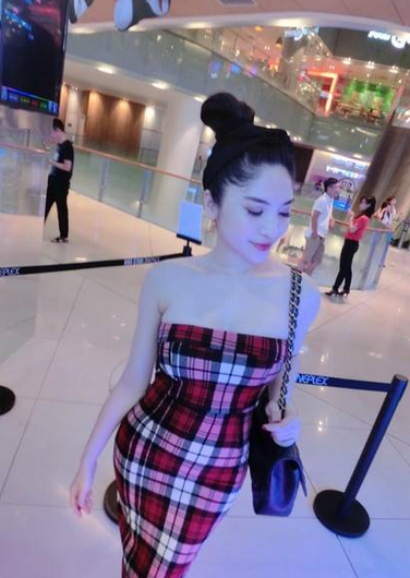 Nhan sắc xinh như hot girl của cô nàng 9X lai Pháp – Việt