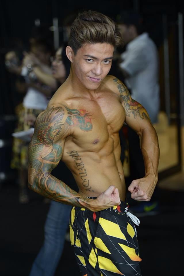 Chàng trai Thái sở hữu thân hình siêu chuẩn “hớp hồn” phái nữ Chàng trai Thái sở hữu thân hình siêu chuẩn “hớp hồn” phái nữ