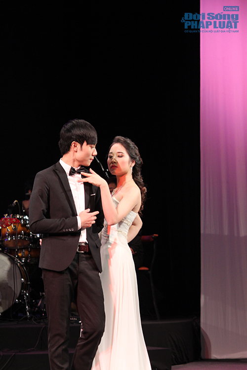 Giáo sư Xoay: Tôi chấm điểm thí sinh Dược cũng như “bốc thuốc