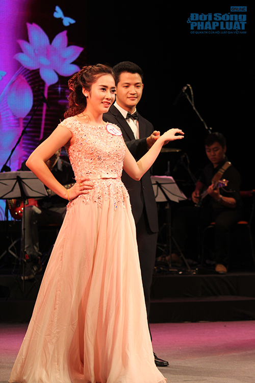 Giáo sư Xoay: Tôi chấm điểm thí sinh Dược cũng như “bốc thuốc