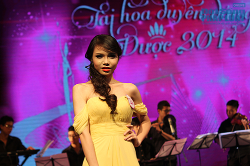 Giáo sư Xoay: Tôi chấm điểm thí sinh Dược cũng như “bốc thuốc