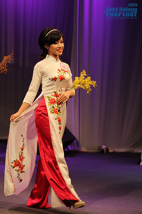 Giáo sư Xoay: Tôi chấm điểm thí sinh Dược cũng như “bốc thuốc