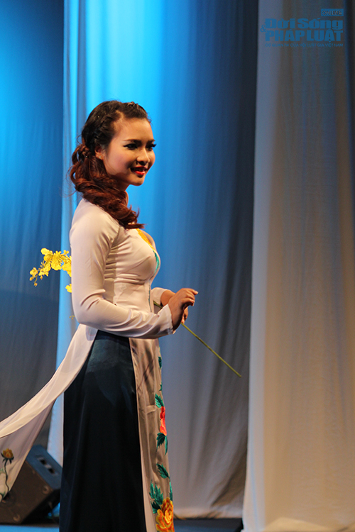 Giáo sư Xoay: Tôi chấm điểm thí sinh Dược cũng như “bốc thuốc