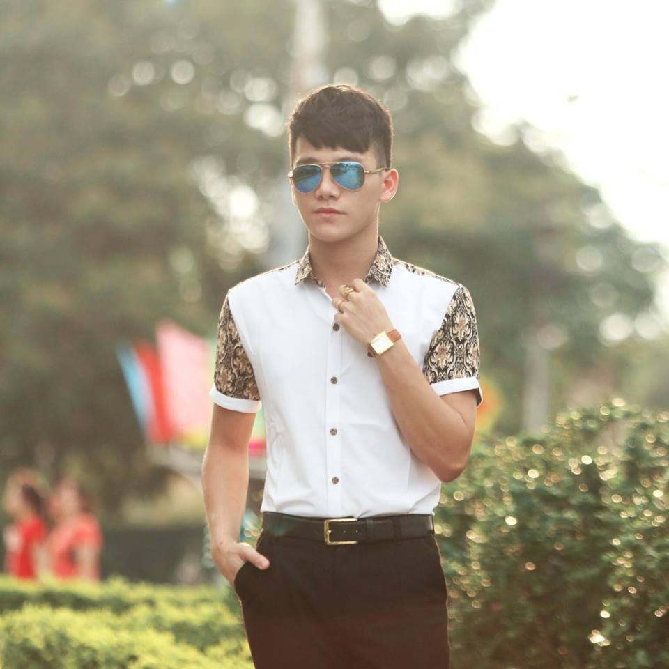 Gặp nam sinh cảnh sát giao thông điển trai gây sốt Gặp nam sinh cảnh sát giao thông điển trai gây sốt