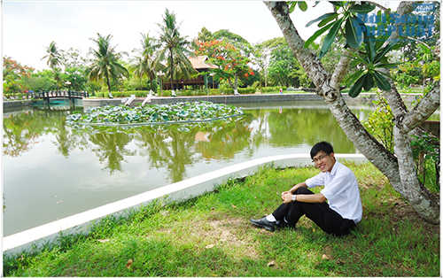 Thầy giáo 9X chữ đẹp như in muốn “truyền nghề” cho trẻ mồ côi