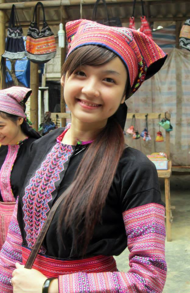 Gặp nữ xinh xứ Tuyên có gương mặt giống BTV Hoài Anh