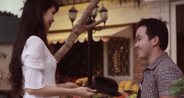 Video hài hước: Khác biệt giữa yêu cô nàng chân dài và chân ngắn