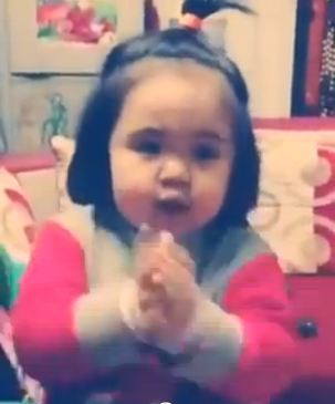 Cover “Mình yêu nhau đi” của bé 2 tuổi cực đáng yêu