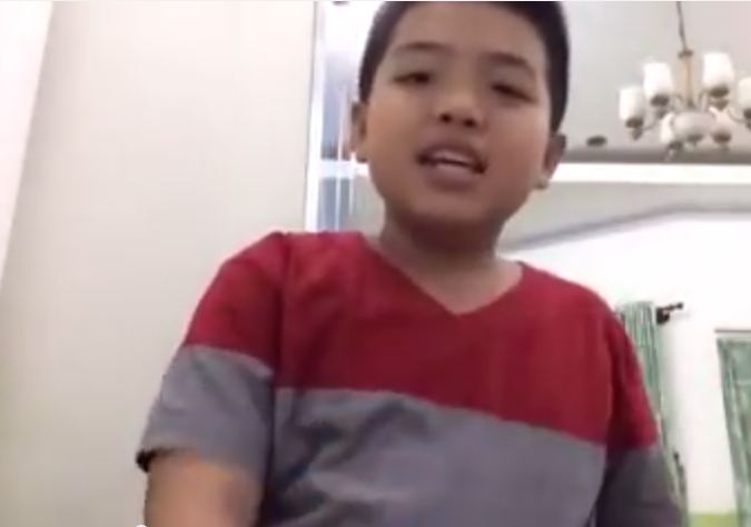 Sốt “Em của ngày hôm qua” phiên bản hát nhép của ba cậu bé