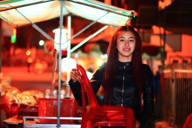 Xuất hiện hình ảnh mới nhất của hotgirl bánh tráng trộn