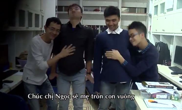 Bật cười với cover Tám tháng ba…ngày