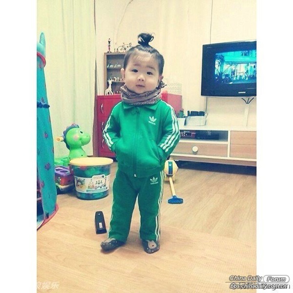  Bộ ảnh “Cậu bé mặt bánh bao” gây sốt cộng đồng mạng