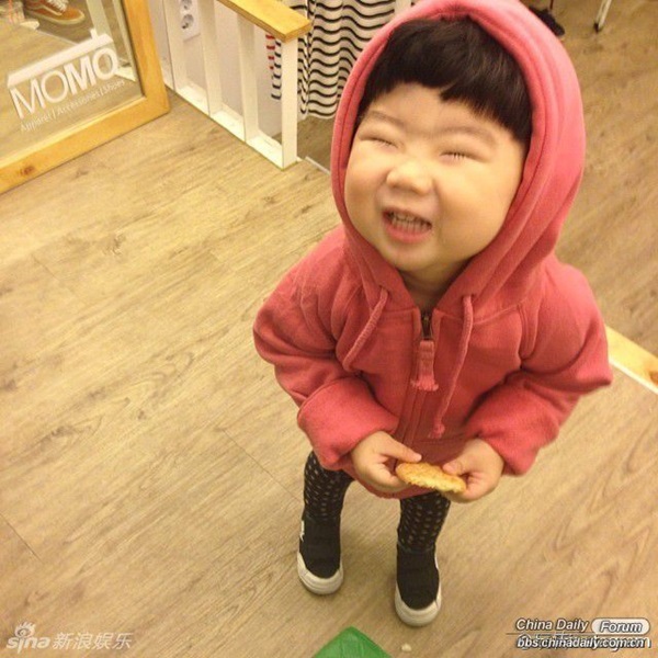  Bộ ảnh “Cậu bé mặt bánh bao” gây sốt cộng đồng mạng