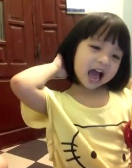 Bé 3 tuổi hát “Dấu mưa” cực ngọt tai gây sốt 