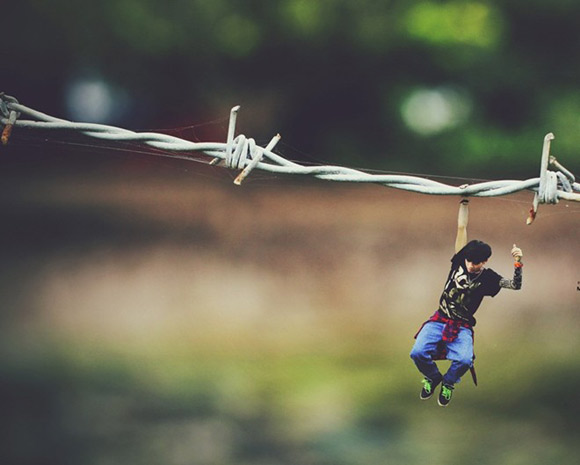 Bộ ảnh siêu thực “Hóa người tí hon” của chàng 9X gây sốt